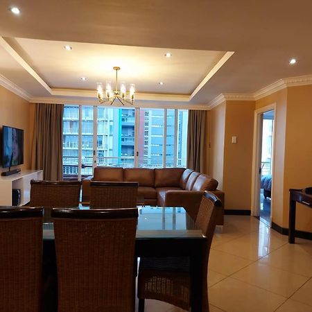 شقة Ocean Sunrise At The Sails - Durban Point Waterfront المظهر الخارجي الصورة