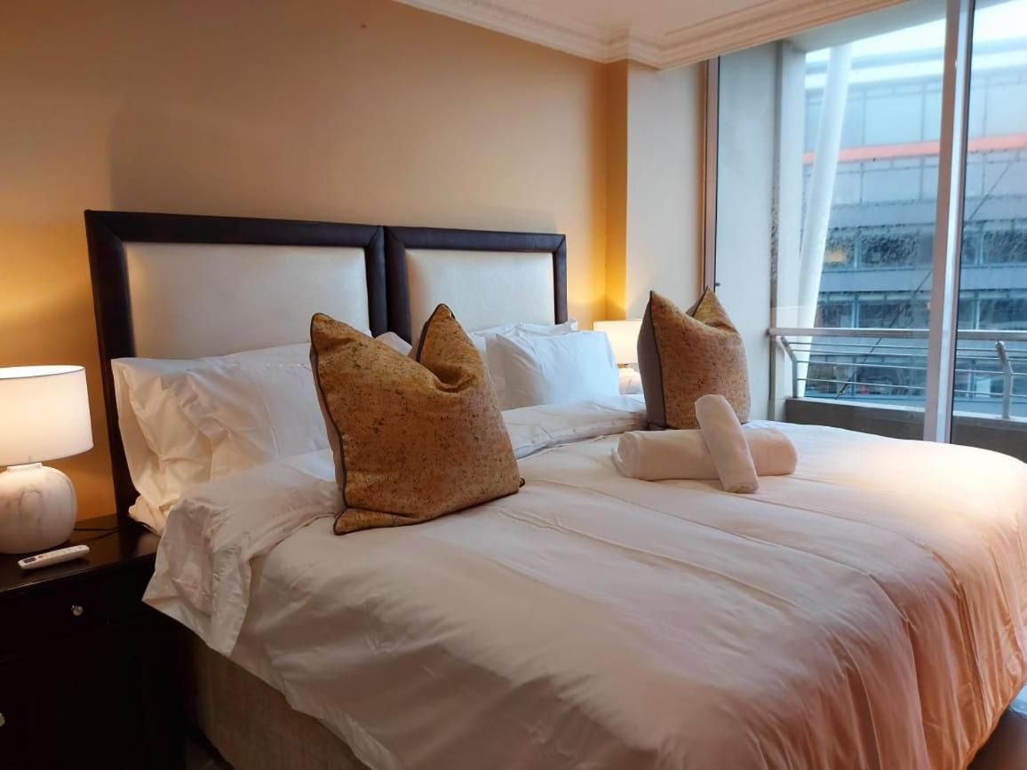 شقة Ocean Sunrise At The Sails - Durban Point Waterfront المظهر الخارجي الصورة