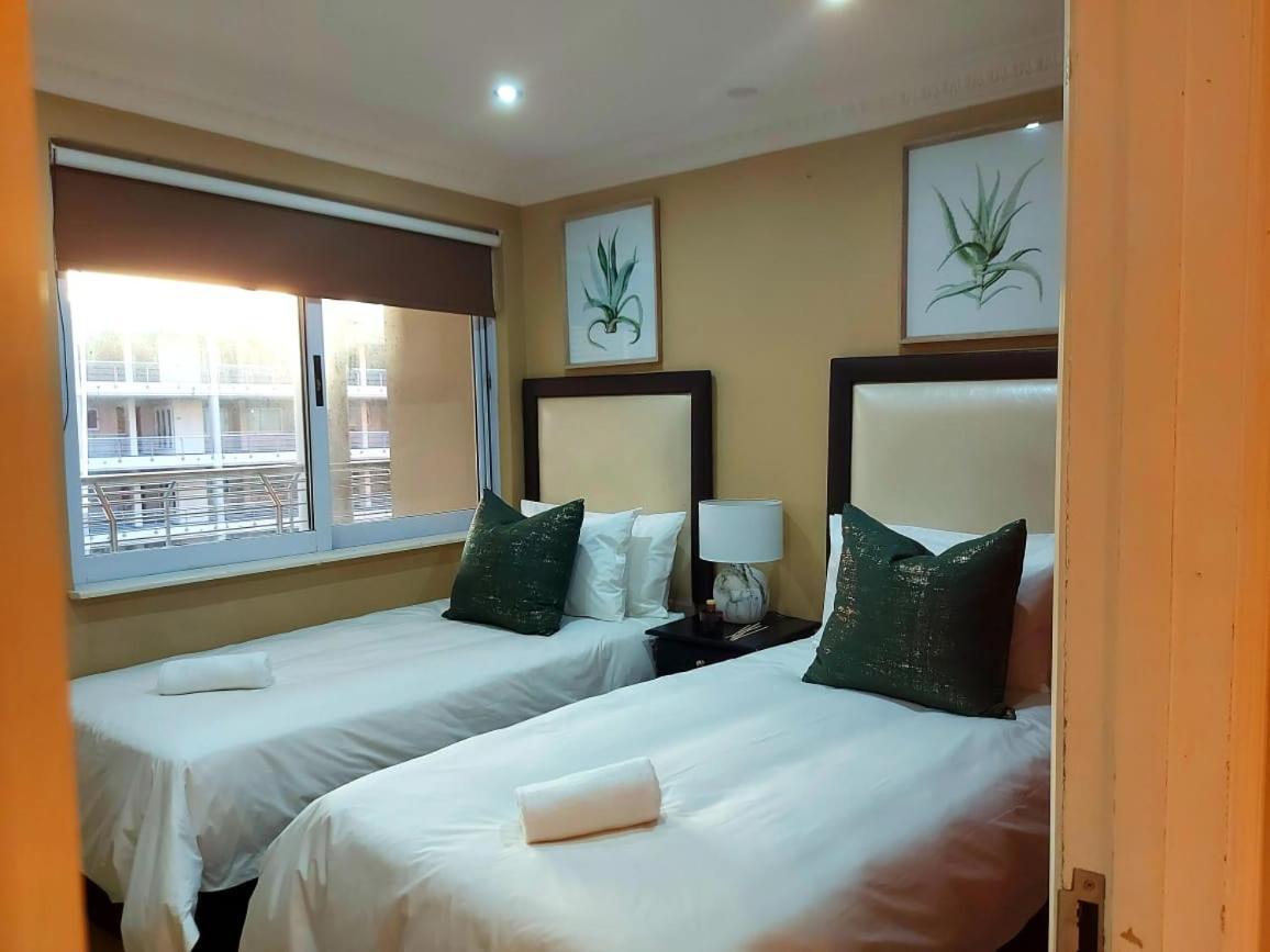 شقة Ocean Sunrise At The Sails - Durban Point Waterfront المظهر الخارجي الصورة