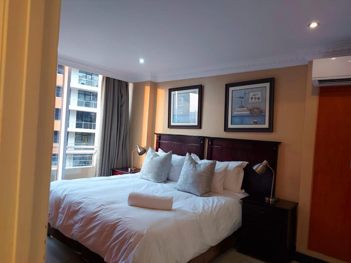 شقة Ocean Sunrise At The Sails - Durban Point Waterfront المظهر الخارجي الصورة