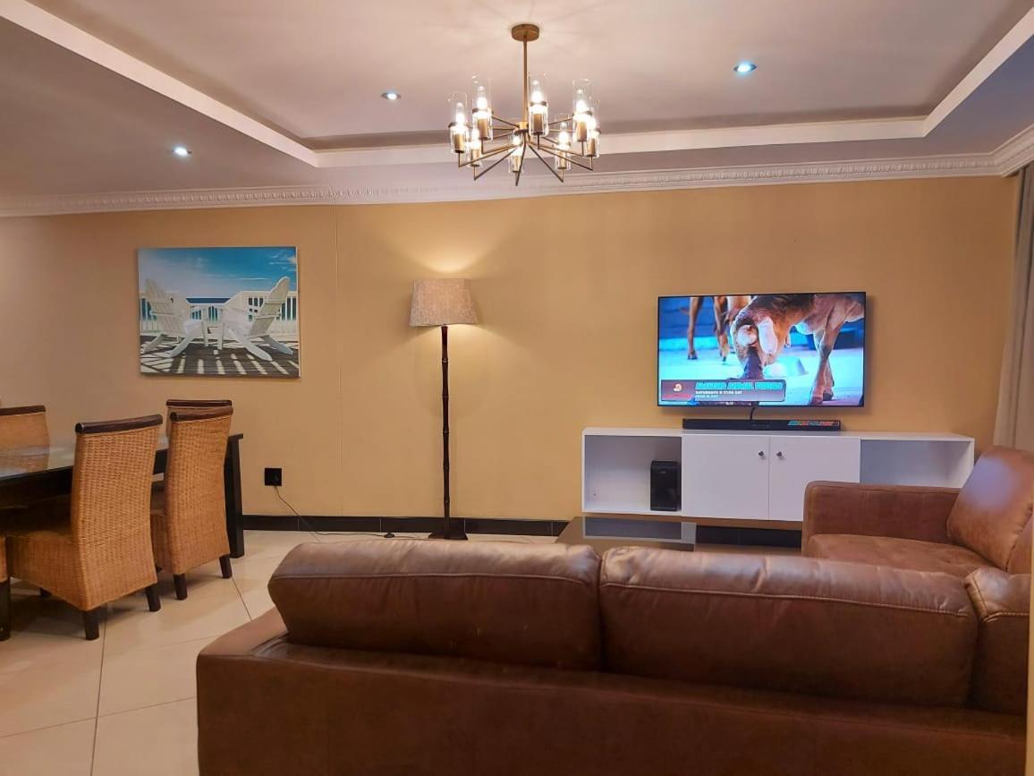 شقة Ocean Sunrise At The Sails - Durban Point Waterfront المظهر الخارجي الصورة