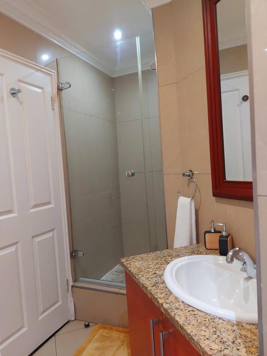 شقة Ocean Sunrise At The Sails - Durban Point Waterfront المظهر الخارجي الصورة